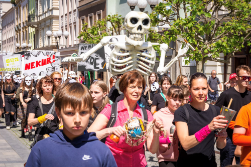 Slezská nemocnice Opava -  Průvod proti kouření